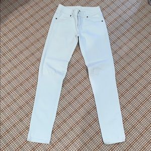 BRAND NEW LF CARMAR JEANS SIZE: 25